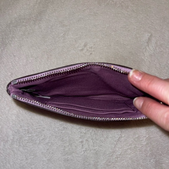 Coach zip up wristlet - Picture 3 of 3